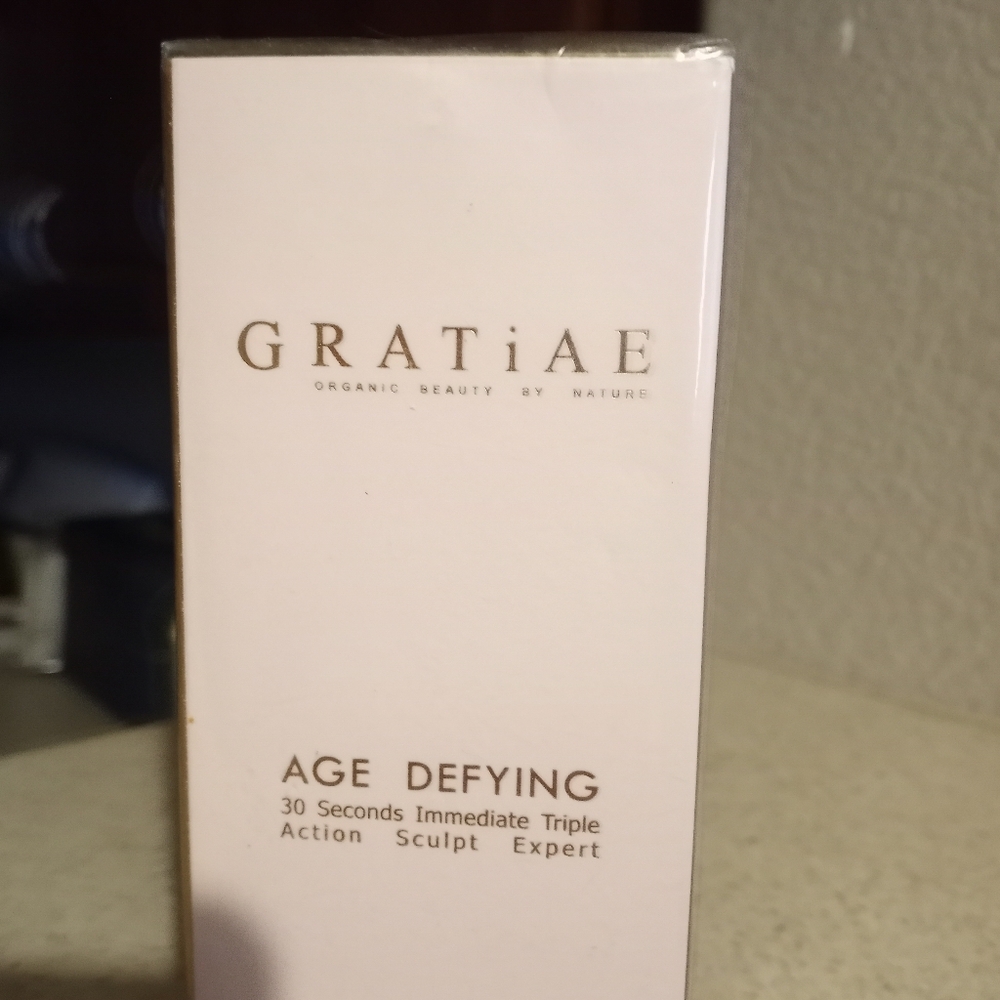 Gratiae Age Defying Skincare New Sealed. DEAL!